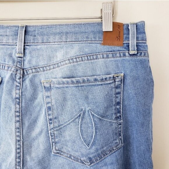 Level 99 | Aubrey Embroidered Relaxed Skinny Jeans Size 28 - Picture 7 of 9